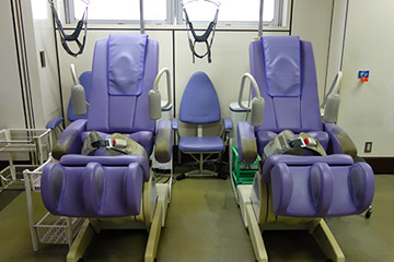 牽引療法（腰椎・頸椎牽引治療器）イメージ